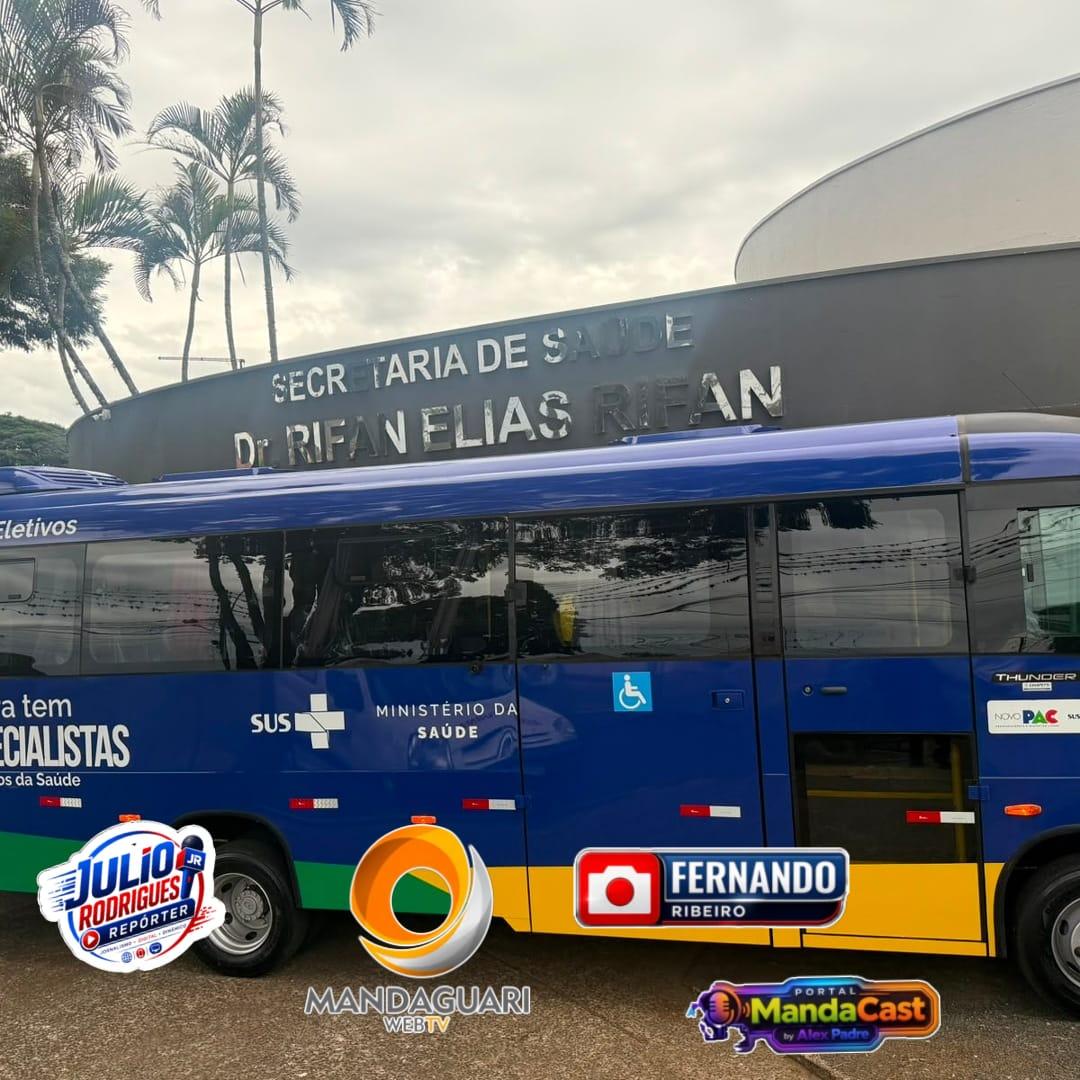 Mandaguari recebe ônibus para reforçar o transporte na área da saúde