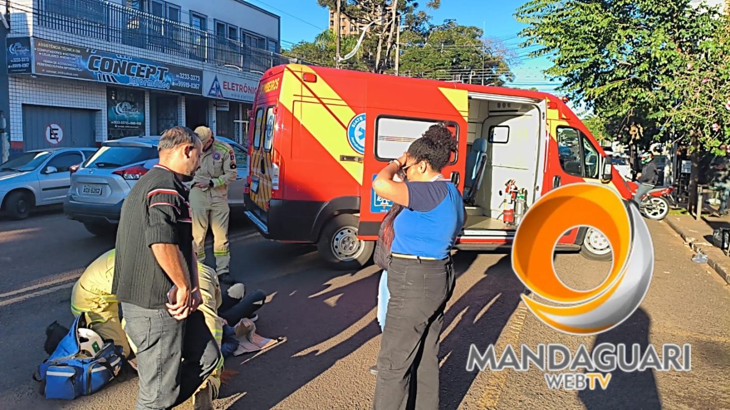 Mulher é atropelada na Avenida Amazonas, em Mandaguari